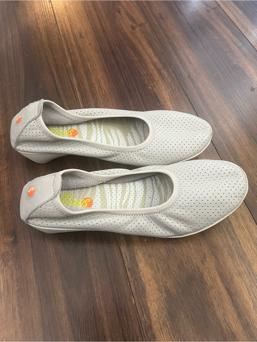 Softinos Grey Perforated Leather Ballet Flats – EU 38